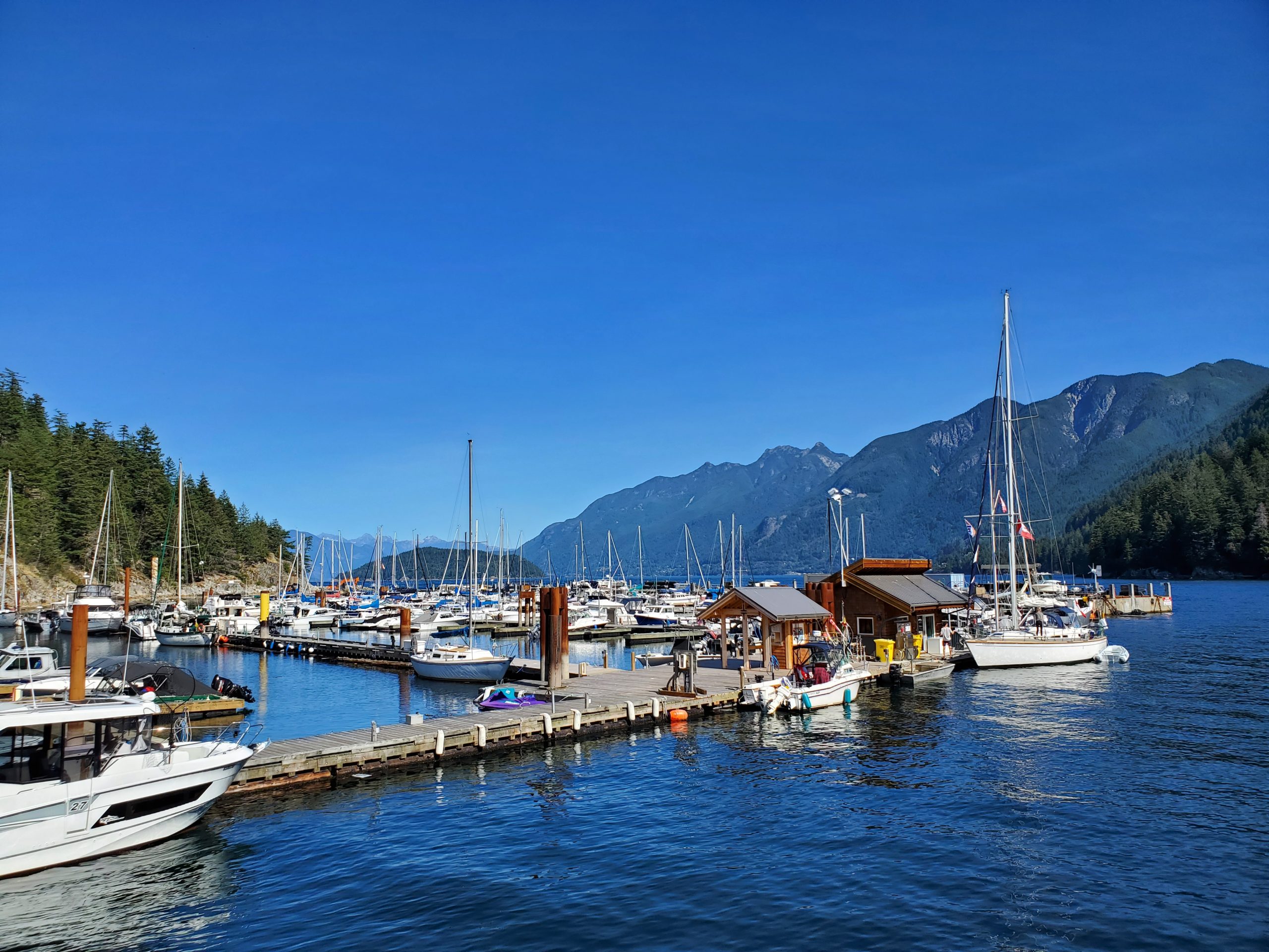 BC Real Estate Market news November 2022 showing view from Horseshoe Bay