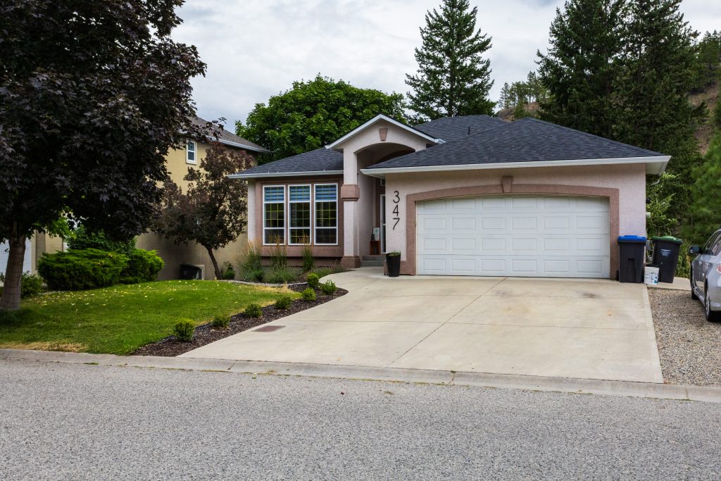 347 Woodpark Crescent Kelowna Front of home