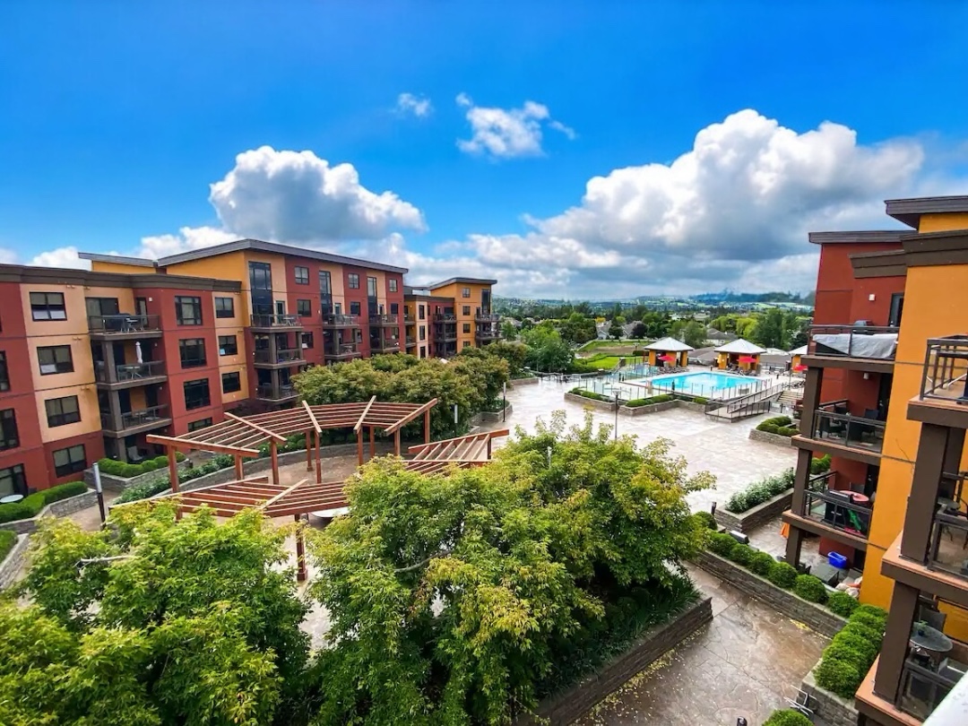 611 654 Cook Road Kelowna For Sale Deck View