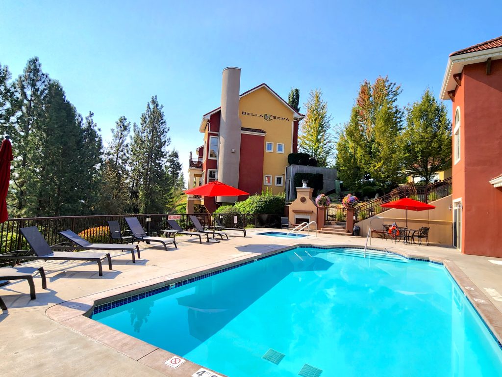 105 1795 Country Club Drive Kelowna For Sale